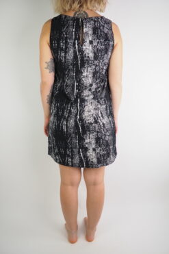 Alternative view of Kleid Gr. S