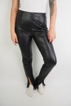 Alternative view of Only Hose Gr. M