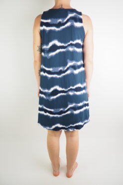 Alternative view of Kleid Gr. S