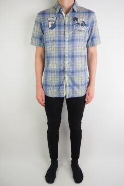 Alternative view of Camp David Hemd Gr. S