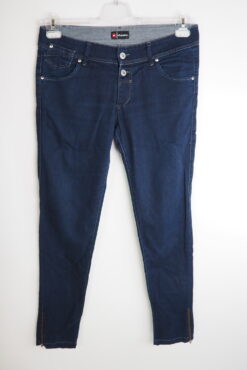 Jeans Gr. 31