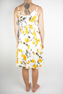 Alternative view of Kleid Gr. ca. S