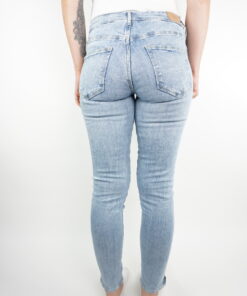 Alternative view of Jeans Gr. M
