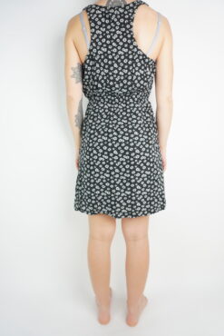 Alternative view of Kleid Gr. L