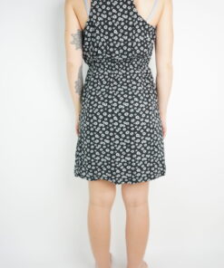 Alternative view of Kleid Gr. L