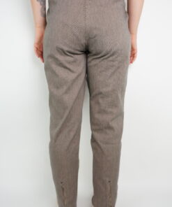 Alternative view of Masai Hose Gr. L