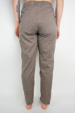 Alternative view of Masai Hose Gr. L