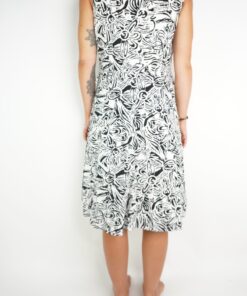Alternative view of Kleid Gr. S