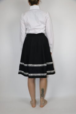 Alternative view of Tracht Gr. 36/38