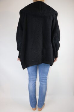 Alternative view of Mantel Gr. XL