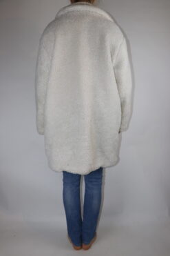 Alternative view of Mantel Gr. XL