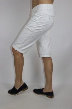 Alternative view of Kurze Jeanshose Gr. 36