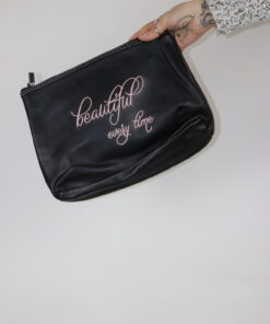 Necessaire
