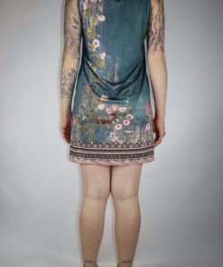 Alternative view of Kleid Gr. L