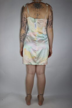 Alternative view of Kleid Gr. L