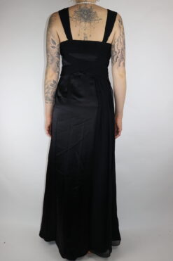 Alternative view of Festkleid Gr. ca M