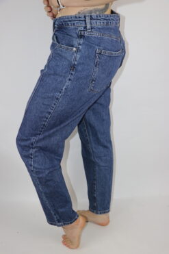 Alternative view of Momjeans Gr. 42