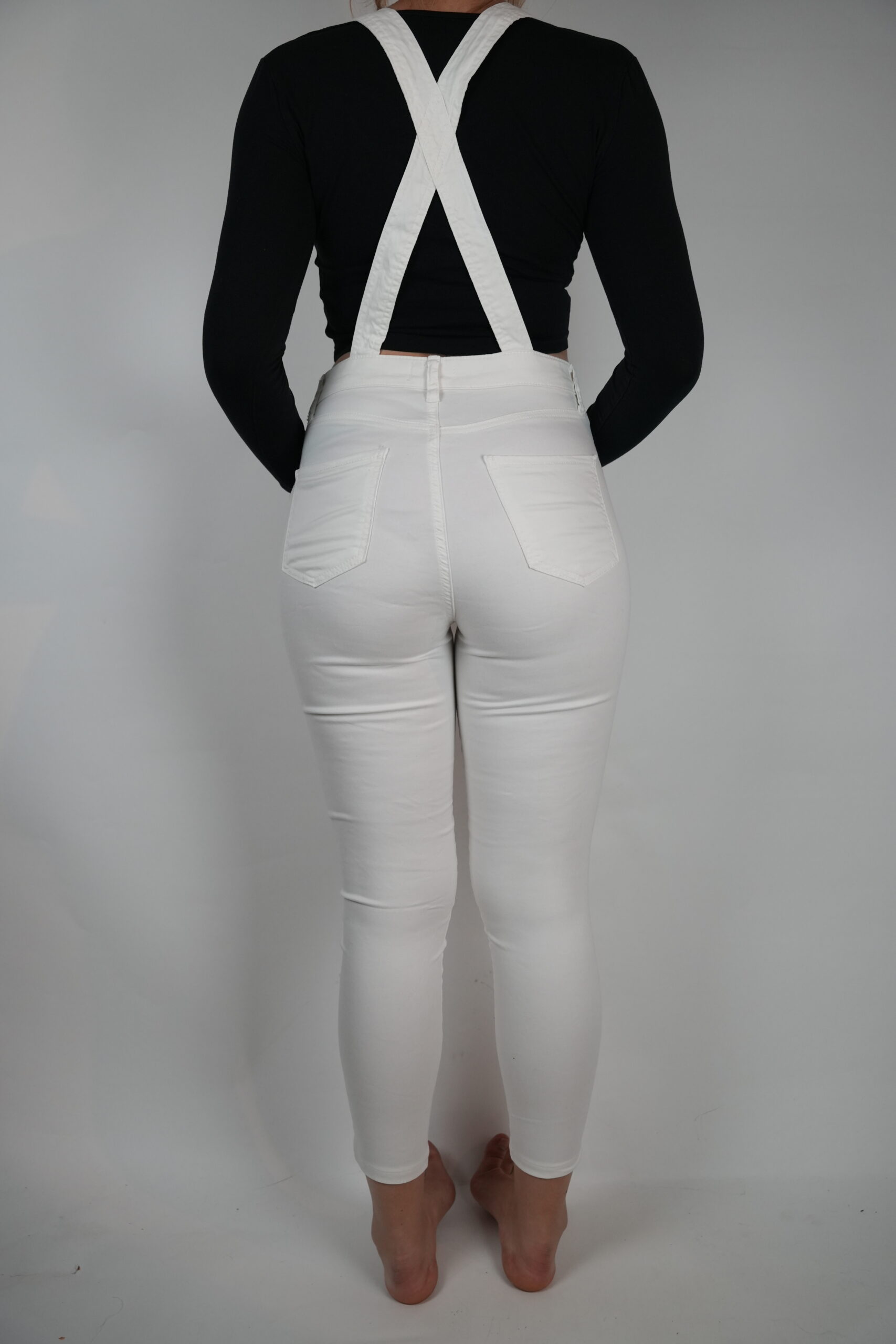 Jeans Latzhose Gr. 38 (eher klein) – Bild 2