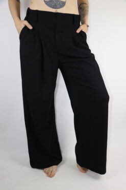Halara Hose Gr. M