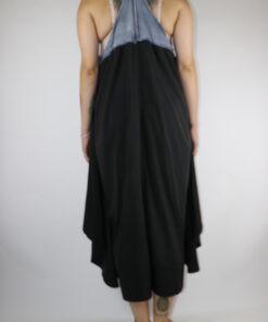 Alternative view of Kleid Gr. ca M/L (upcycled)