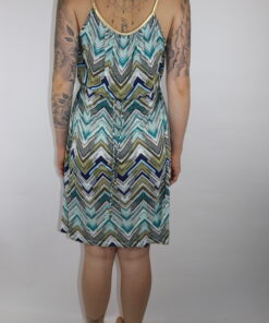 Alternative view of Kleid NEU Gr. ca. M/L