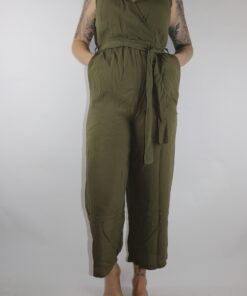 Jumpsuit Gr. 36 (eher grösser)